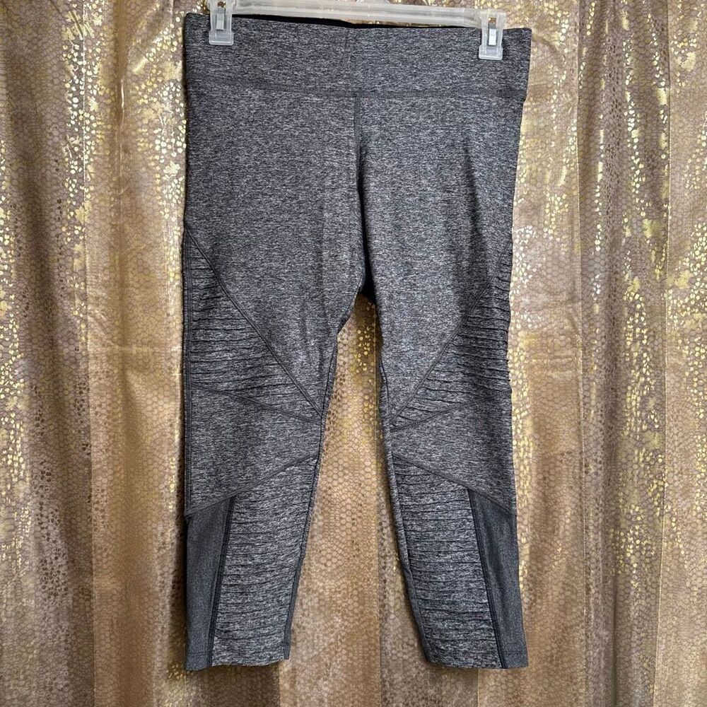 PINK Victorias Secret Gray Mesh Ultimate Leggings Cropped Large